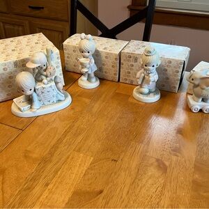 Precious Moments Collectible lot